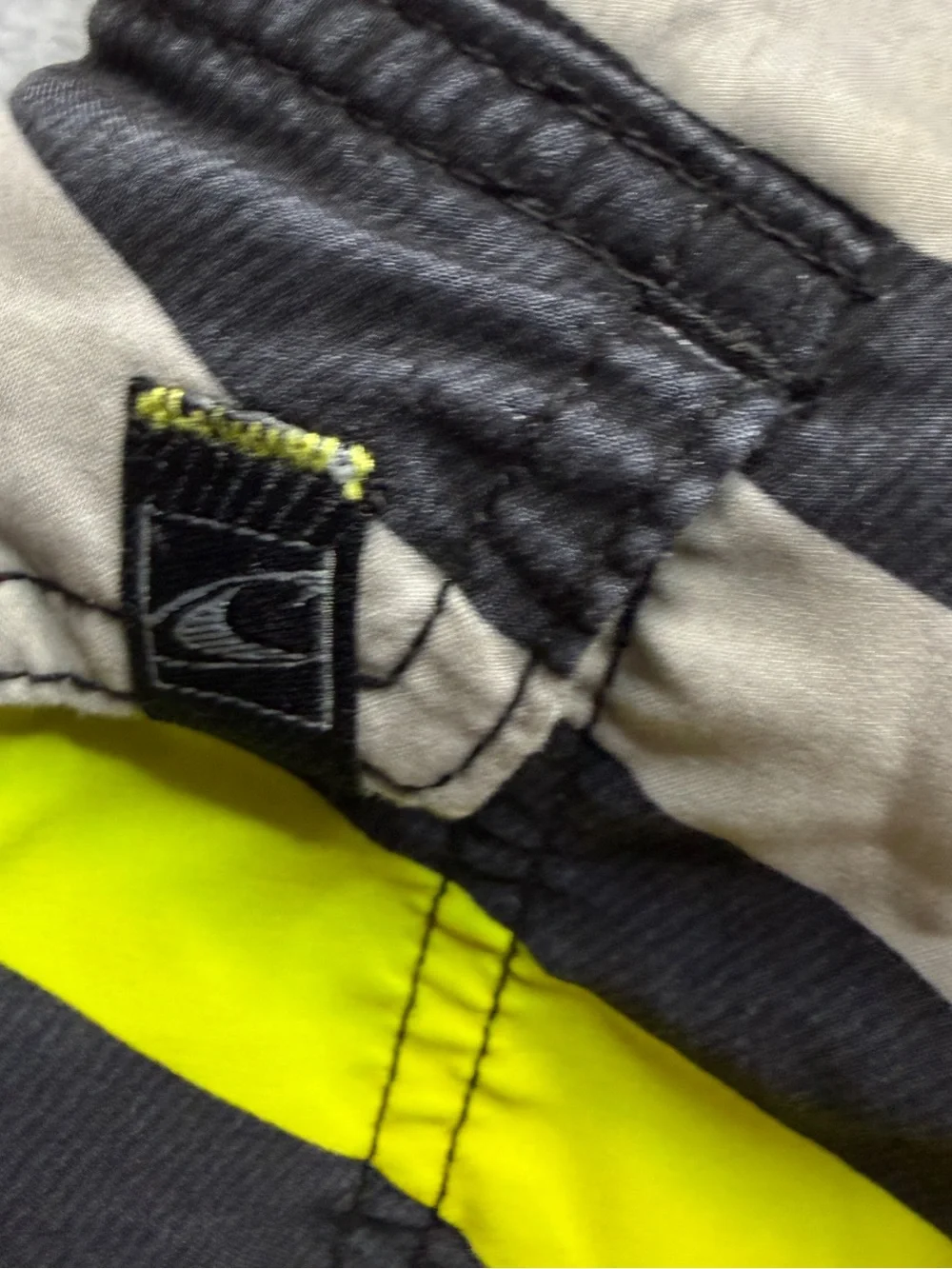 O'Neill Men’s Size 31 Black White Orange Yellow Graphic Board Shorts